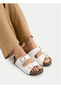 Go Soft Klapki CEO-W21202 Biały. Kolor: biały. Materiał: skóra #2