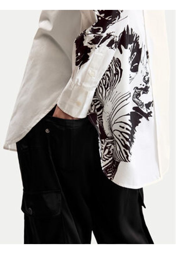 Desigual Koszula Orchid Lacroix 26SWCW29 Biały Oversize. Kolor: biały. Materiał: bawełna
