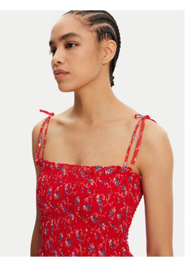 Tommy Jeans Sukienka letnia DW0DW20339 Czerwony Regular Fit. Kolor: czerwony. Materiał: syntetyk. Sezon: lato