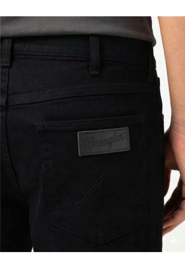 Wrangler - MESKIE SPODENKI WRANGLER FRONTIER SHORT BLACK RINSE 112371345