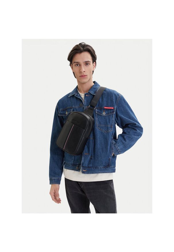 TOMMY HILFIGER - Saszetka Tommy Hilfiger. Kolor: czarny