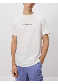 Reserved - T-shirt comfort z nadrukiem - złamana biel. Materiał: bawełna, dzianina. Wzór: nadruk