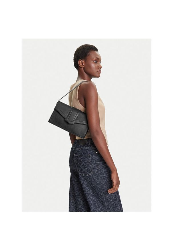 Torebka Vero Moda. Kolor: czarny