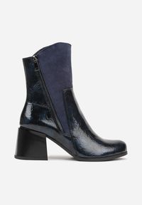 Born2be - Niebieskie Botki na Klocku z Asymetryczną Cholewką i Ozdobnym Suwakiem Anilerie. Okazja: na co dzień. Zapięcie: zamek. Kolor: niebieski. Szerokość cholewki: normalna. Wzór: aplikacja. Materiał: jeans, skóra. Obcas: na obcasie. Styl: casual, elegancki. Wysokość obcasa: średni #7