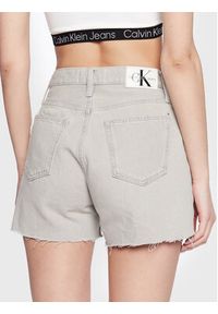 Calvin Klein Jeans Szorty jeansowe J20J220643 Szary Mom Fit. Kolor: szary. Materiał: bawełna