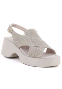 Skórzane sandały damskie na platformie beżowe S.Barski 7005. Kolor: beżowy. Materiał: skóra. Obcas: na platformie. Styl: elegancki #1