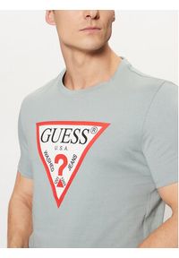 Guess T-Shirt M2YI71 I3Z14 Szary Slim Fit. Kolor: szary. Materiał: bawełna