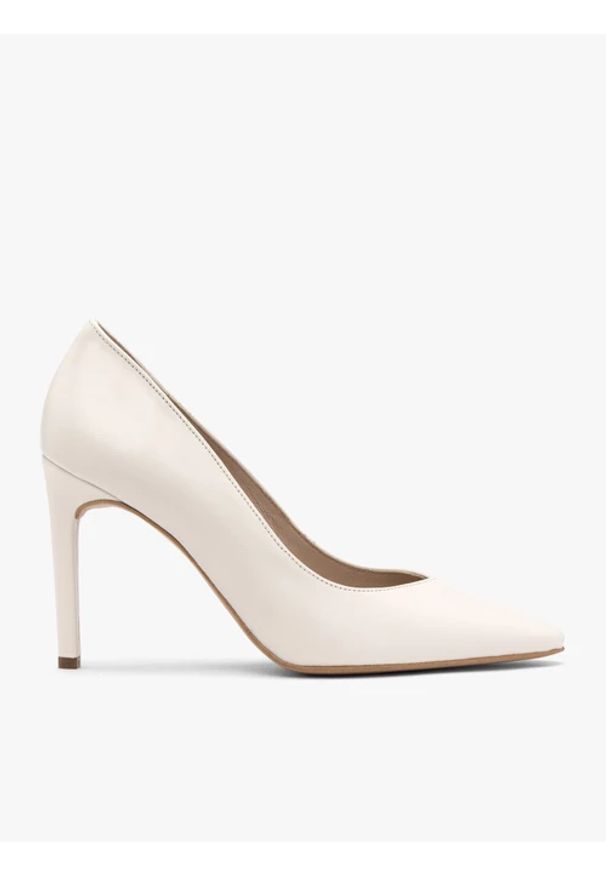 Ryłko - Kremowe czółenka na wysokiej szpilce. Kolor: beżowy. Materiał: skóra. Obcas: na obcasie. Styl: street. Wysokość obcasa: średni
