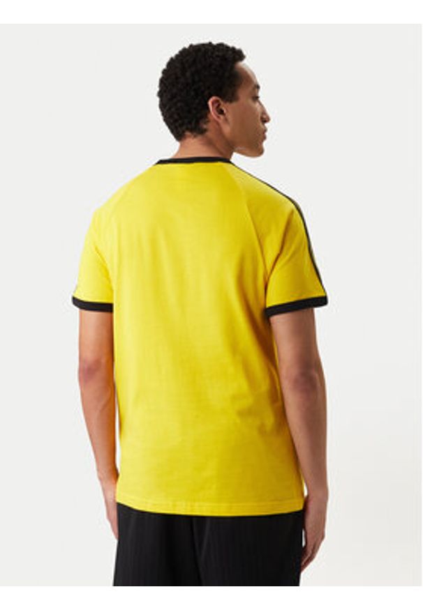 Adidas - adidas T-Shirt 3-Stripes KE3533 Żółty Regular Fit. Kolor: żółty. Materiał: bawełna