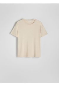 Reserved - T-shirt regular z wiskozą - beżowy. Kolor: beżowy. Materiał: wiskoza