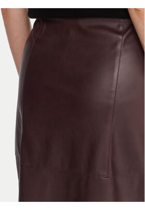 KAOS Spódnica z imitacji skóry RI1LE012 Bordowy Regular Fit. Kolor: czerwony. Materiał: skóra, syntetyk