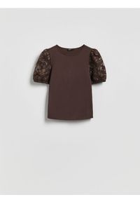 Reserved - Bluzka z dodatkiem modalu - ciemnobrązowy. Kolor: brązowy. Materiał: dzianina, bawełna #1