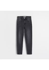 Reserved - Elastyczne jeansy slim - Czarny. Kolor: czarny