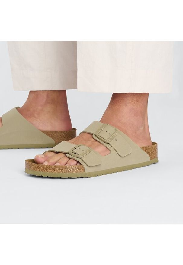 Birkenstock - Klapki damskie BIRKENSTOCK ARIZONA BF FADED KHAKI. Kolor: zielony