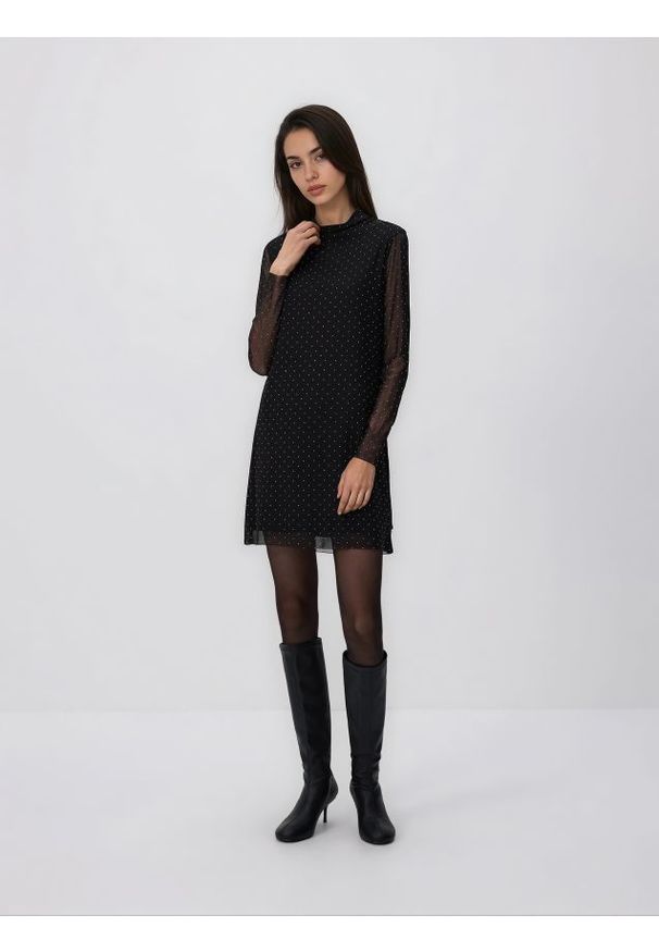 Reserved - Sukienka z dekoracyjnymi aplikacjami - czarny. Kolor: czarny. Materiał: dzianina. Wzór: aplikacja. Typ sukienki: proste