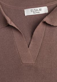 Renee - Brązowa Sweterkowa Bluzka z Wiskozy z Kołnierzykiem i Usztywnioną Linią Ramion Helite. Kolor: brązowy. Materiał: wiskoza. Styl: elegancki #3