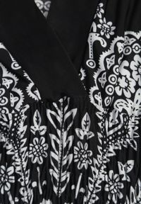 Renee - Czarna Sukienka Maxi w Etniczny Wzór Josanie. Kolor: czarny. Styl: boho, wakacyjny. Długość: maxi #7