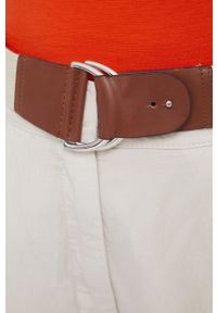 Emporio Armani spodnie z lnem damskie kolor beżowy proste high waist. Stan: podwyższony. Kolor: beżowy. Materiał: len