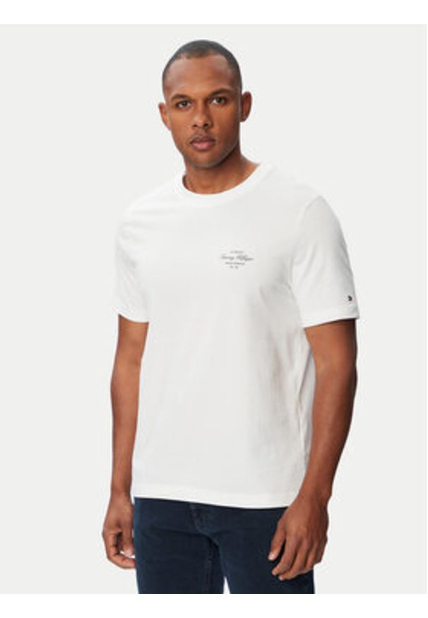 TOMMY HILFIGER - Tommy Hilfiger T-Shirt Nautical MW0MW44258 Biały Regular Fit. Kolor: biały. Materiał: bawełna