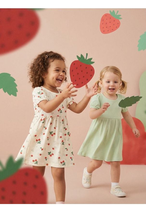 Sinsay - Sukienka dresowa z bufkami 2 pack - kremowy. Kolor: kremowy. Materiał: dresówka