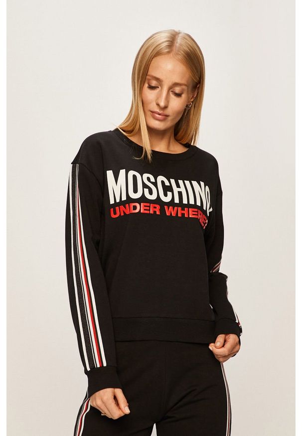 Moschino Underwear - Bluza piżamowa. Kolor: czarny. Materiał: bawełna, materiał, dzianina, elastan. Wzór: nadruk