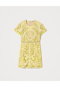 TwinSet - TWINSET - Ażurowa sukienka z krótkim rękawem. Kolor: żółty. Materiał: bawełna. Długość rękawa: krótki rękaw. Wzór: ażurowy. Długość: mini #4