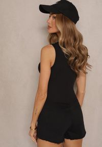 Renee - Czarny Crop Top z Prążkowanego Materiału Nevonessa. Okazja: na co dzień. Kolor: czarny. Materiał: materiał, prążkowany. Styl: elegancki, casual #3