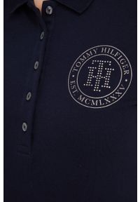 TOMMY HILFIGER - Tommy Hilfiger t-shirt damski kolor granatowy z kołnierzykiem. Kolor: niebieski. Materiał: bawełna, dzianina. Długość rękawa: krótki rękaw. Długość: krótkie. Wzór: nadruk
