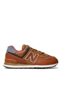 Sneakersy męskie brązowe New Balance ML574OMA. Kolor: brązowy. Materiał: materiał, guma. Szerokość cholewki: normalna. Model: New Balance 574 #2