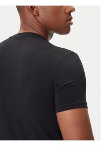 Emporio Armani Underwear T-Shirt EM000379 AF14133 UC001 Czarny Fitted Fit. Kolor: czarny. Materiał: bawełna