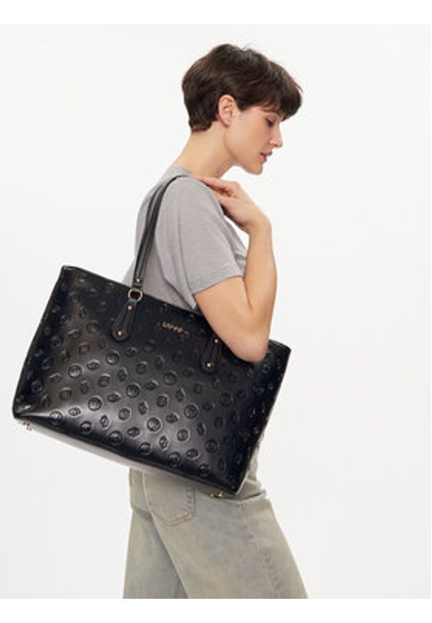 Liu Jo Torebka M Tote AA4083 E0037 Czarny. Kolor: czarny. Materiał: skórzane