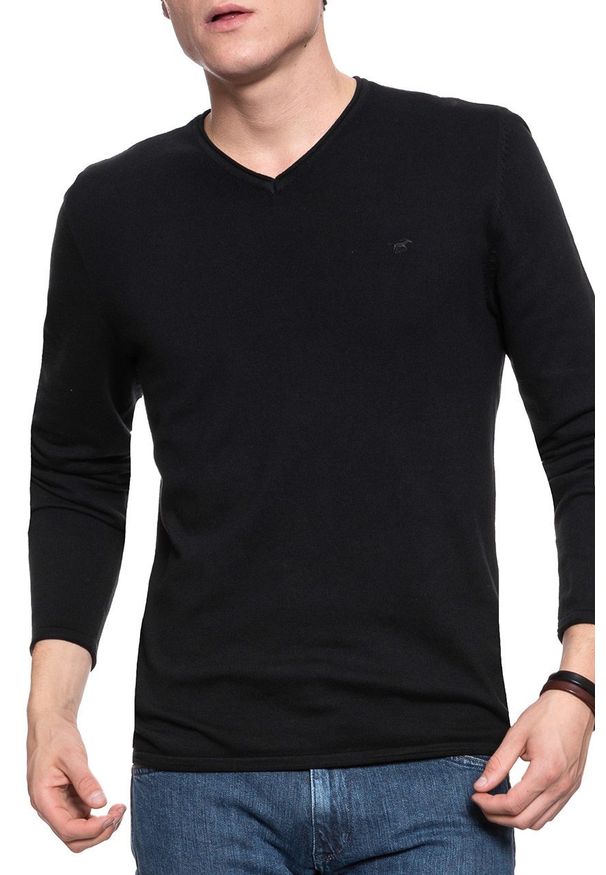 Mustang - MĘSKI SWETER MUSTANG Emil V Rolledge CAVIAR 1008639 4132. Okazja: na co dzień, na spotkanie biznesowe, do pracy. Typ kołnierza: button down. Materiał: bawełna. Długość rękawa: długi rękaw. Długość: długie. Wzór: aplikacja, gładki, nadruk. Sezon: zima. Styl: biznesowy, klasyczny, elegancki, casual