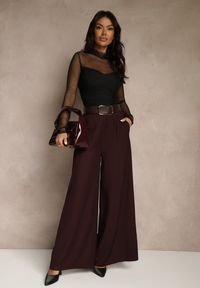 Renee - Bordowe Szerokie Garniturowe Spodnie z Bawełny High Waist Ozdobione Paskiem Tusneva. Okazja: na co dzień. Stan: podwyższony. Kolor: czerwony. Materiał: bawełna. Wzór: aplikacja. Styl: wizytowy, casual, elegancki #1