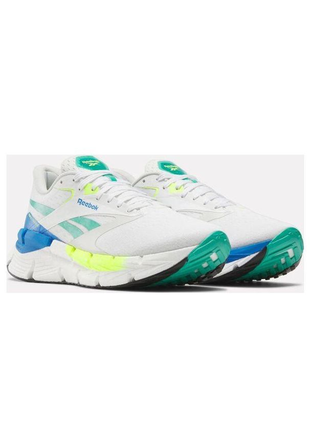 Buty do biegania męskie Reebok Floatzig Symmetros. Kolor: biały. Materiał: syntetyk, materiał. Szerokość cholewki: normalna. Sport: bieganie