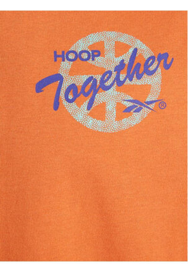 Reebok T-Shirt Reebok Basketball All Are Welcome Here Hoop Together T-Shirt HN5800 Pomarańczowy Relaxed Fit. Kolor: pomarańczowy. Materiał: bawełna