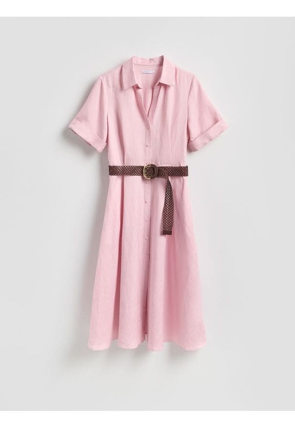 Reserved - Sukienka midi z lnem - pastelowy róż. Kolor: różowy. Materiał: len. Długość: midi