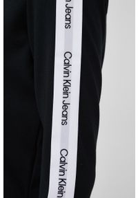 Calvin Klein Jeans bluza damska kolor czarny z aplikacją. Kolor: czarny. Materiał: materiał. Wzór: aplikacja #3