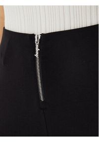 Hugo - HUGO Spodnie materiałowe Nuflare_B 50554485 Czarny Flare Fit. Kolor: czarny. Materiał: bawełna #3