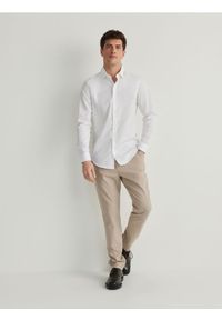 Reserved - Koszula slim fit - biały. Kolor: biały. Materiał: bawełna, tkanina #1