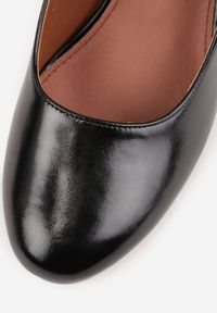 Born2be - Czarne Czółenka Mary Jane Vices na Ozdobnym Słupku ze Skórzaną Wkładką Dadvire. Okazja: na co dzień. Zapięcie: pasek. Kolor: czarny. Materiał: skóra. Obcas: na słupku. Styl: casual, elegancki, klasyczny. Wysokość obcasa: średni #3