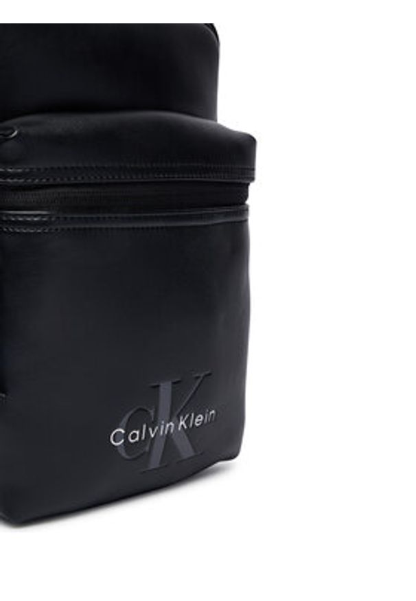 Calvin Klein Saszetka Bold Logo Webbing Sling LV04D3449G Czarny. Kolor: czarny. Materiał: skóra