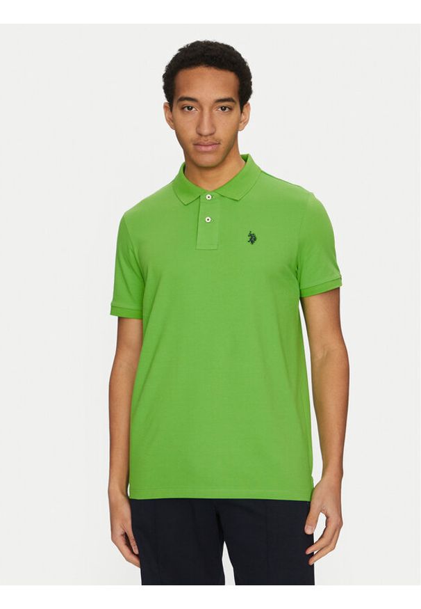 U.S. Polo Assn. Polo MUP3637 Zielony Regular Fit. Typ kołnierza: polo. Kolor: zielony. Materiał: bawełna