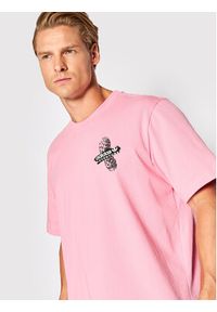 Adidas - adidas T-Shirt Adventure Trail HK4994 Różowy Relaxed Fit. Kolor: różowy. Materiał: bawełna #3