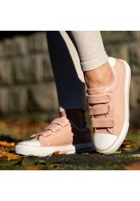 Big-Star - Różowe Trampki Big Star Modne Buty Damskie. Okazja: na spacer. Kolor: różowy. Materiał: materiał. Szerokość cholewki: normalna. Wzór: aplikacja. Sezon: lato #7