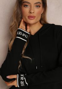 Renee - Czarny 2-częściowy Komplet Dresowy z Wiskozy Benala. Kolor: czarny. Materiał: dresówka, wiskoza. Wzór: nadruk #5