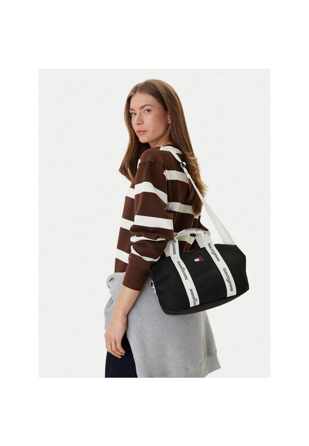 Torebka Tommy Jeans. Kolor: czarny