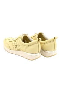 Caprice Ażurowe Buty Sportowe Damskie 23500-28 655 żółte. Okazja: na co dzień. Nosek buta: okrągły. Kolor: żółty. Materiał: skóra. Wzór: ażurowy #5