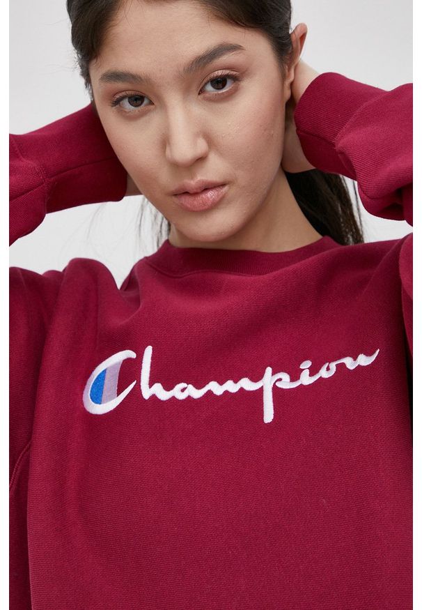 Champion Bluza 114612 damska kolor bordowy z aplikacją. Kolor: czerwony. Wzór: aplikacja