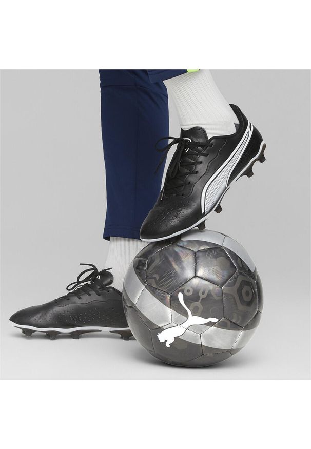Buty piłkarskie męskie Puma King Match Fgag M. Kolor: wielokolorowy, biały, czarny. Materiał: tkanina, guma, skóra. Sport: piłka nożna