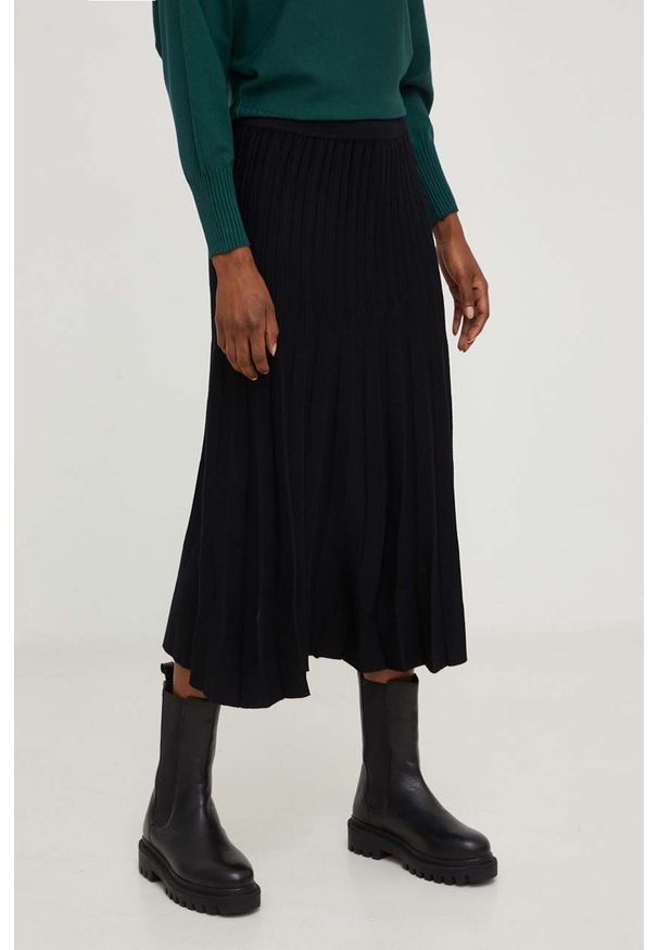 Answear Lab spódnica kolor czarny maxi rozkloszowana. Kolor: czarny. Materiał: dzianina. Wzór: gładki. Styl: wakacyjny